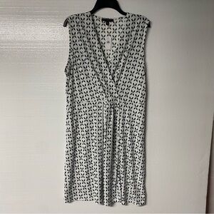 Banana Republic Dress Women XL White Blue Geometric Lightweight Empire Waist